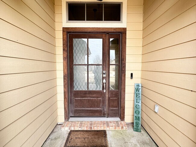 Building Photo - 3825 Pickering Pass Dr