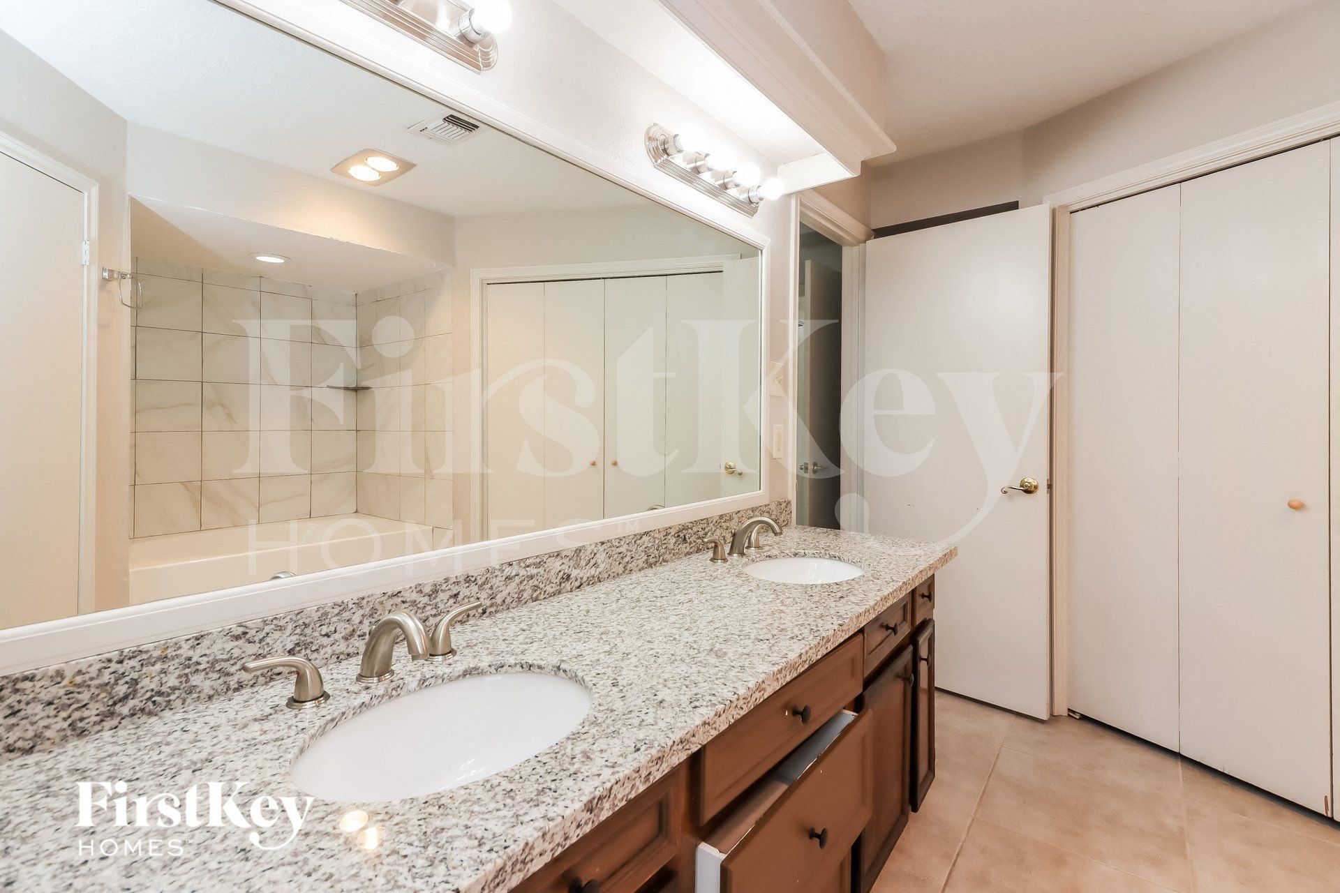 Building Photo - 1403 Diana Ct