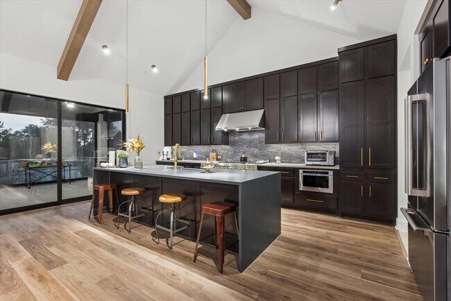 Building Photo - 437 Trabuco Bnd