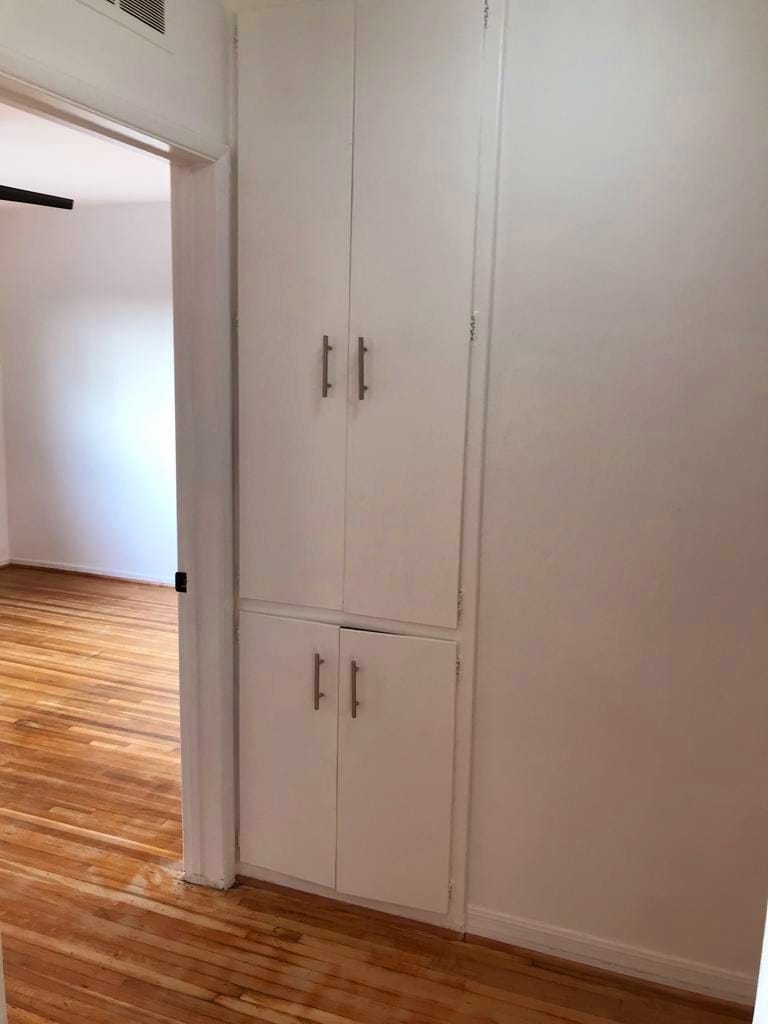 Building Photo - 4425 Maplewood Ave