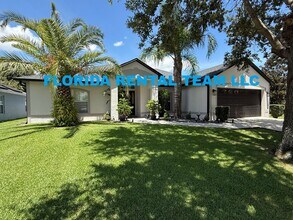 Building Photo - 4/2 Remodeled Groveland Home