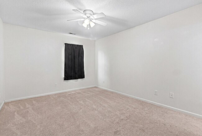 Building Photo - 112 Kobe Dr