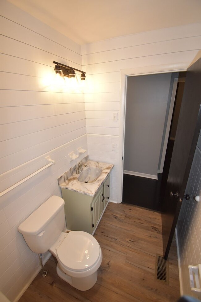 Building Photo - 3 Bedroom Home For Rent in St. Bethlehem A...