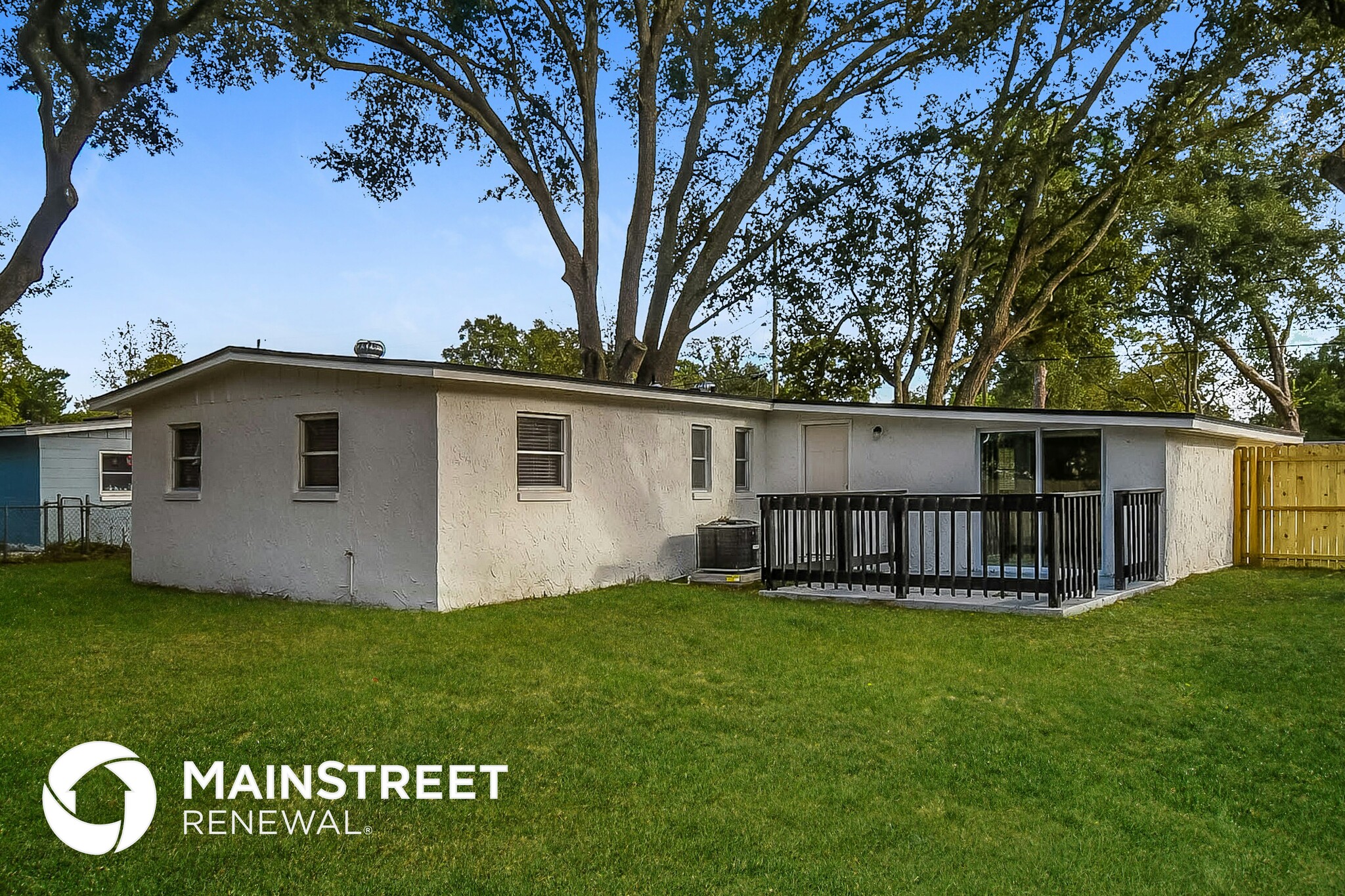 Building Photo - 335 Bonnlyn Dr