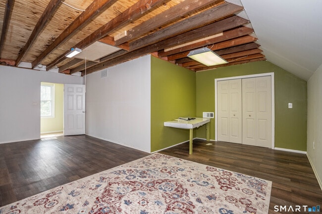 Building Photo - 302 Briarwood Ct