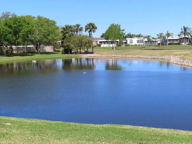 Building Photo - 5626 Swan Lake Dr