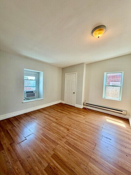 Building Photo - 1514 Arrott St