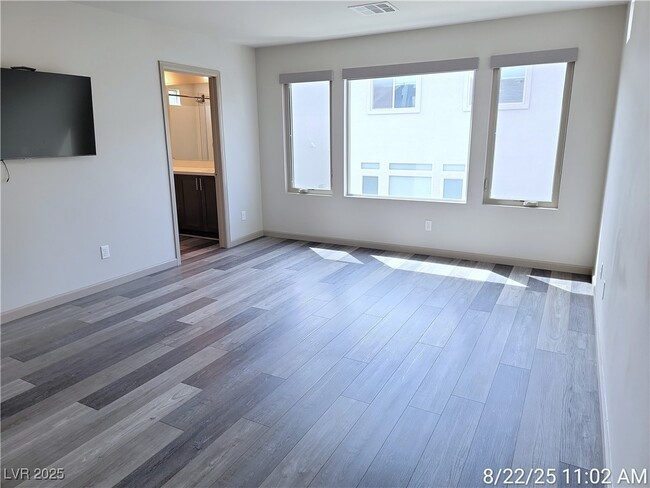 Building Photo - 8037 Misty Canyon Ave
