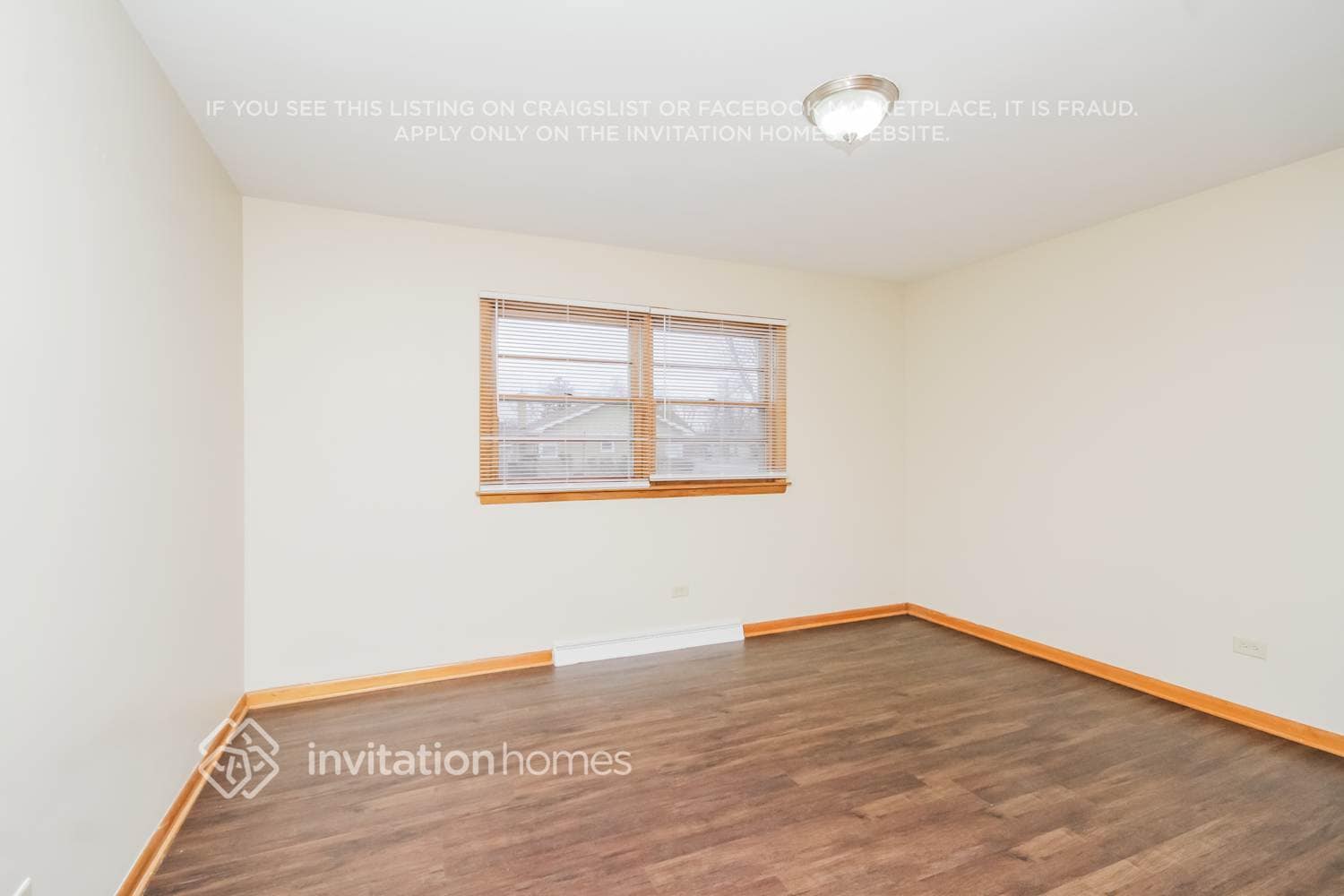 Building Photo - 787 E 163rd Pl