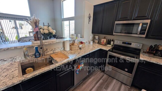 Building Photo - 6452 Vedder Dr