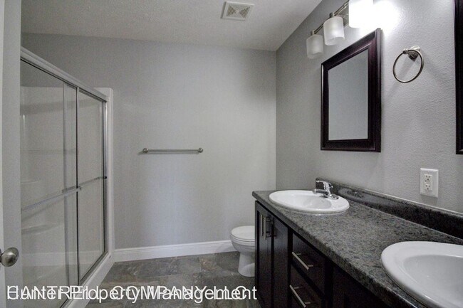 Building Photo - 4 br, 2 bath House - 874 E Sparrow Rd