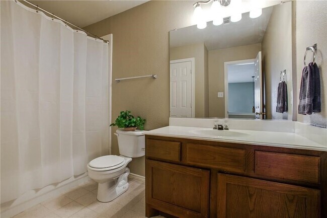 Building Photo - 2504 Trailwest Ln