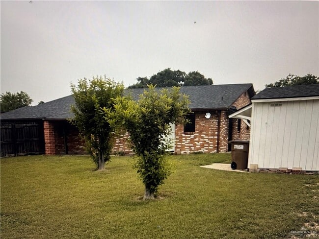 Building Photo - 12 Saltillo St
