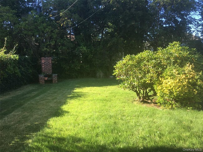 Building Photo - 318 Southwood Cir
