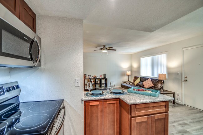 Building Photo - Urban Oasis