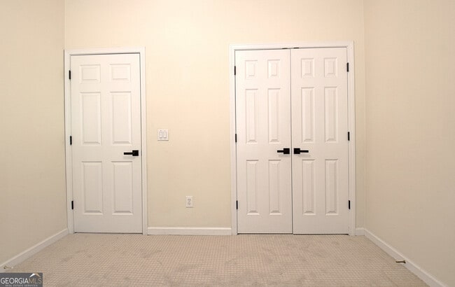 Building Photo - 110 Freeman Forest Dr