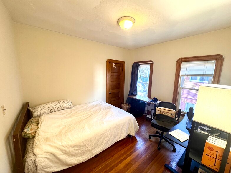 Building Photo - 99 Kidder Ave