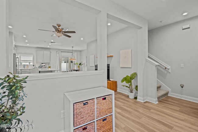 Building Photo - 12050 Calvesta St