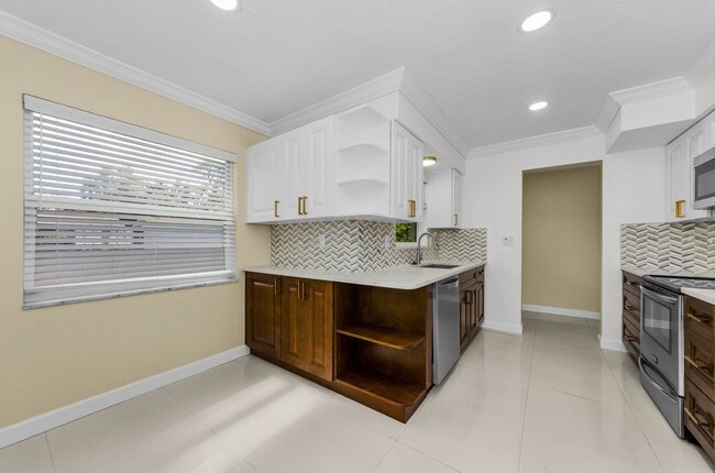 Building Photo - Charming 3 bedroom 2 bath in North Clearwa...