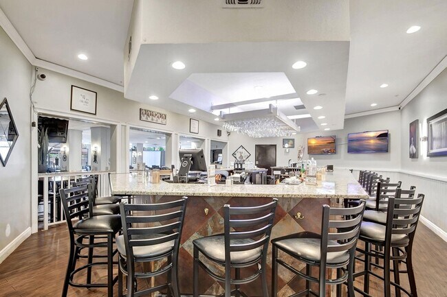 Building Photo - 3425 Via Poinciana