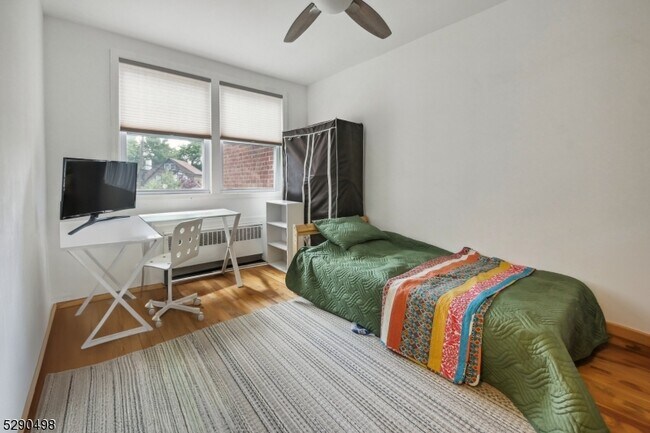 Building Photo - 176 Millburn Ave