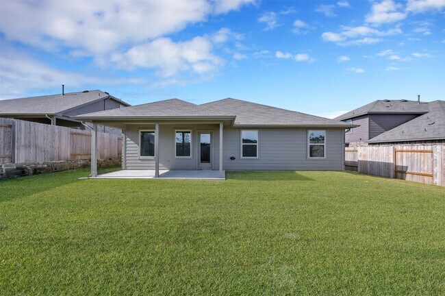 Building Photo - 6212 Hendricks Hbr Dr