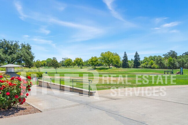 Building Photo - 7401 Acorn Glen Loop