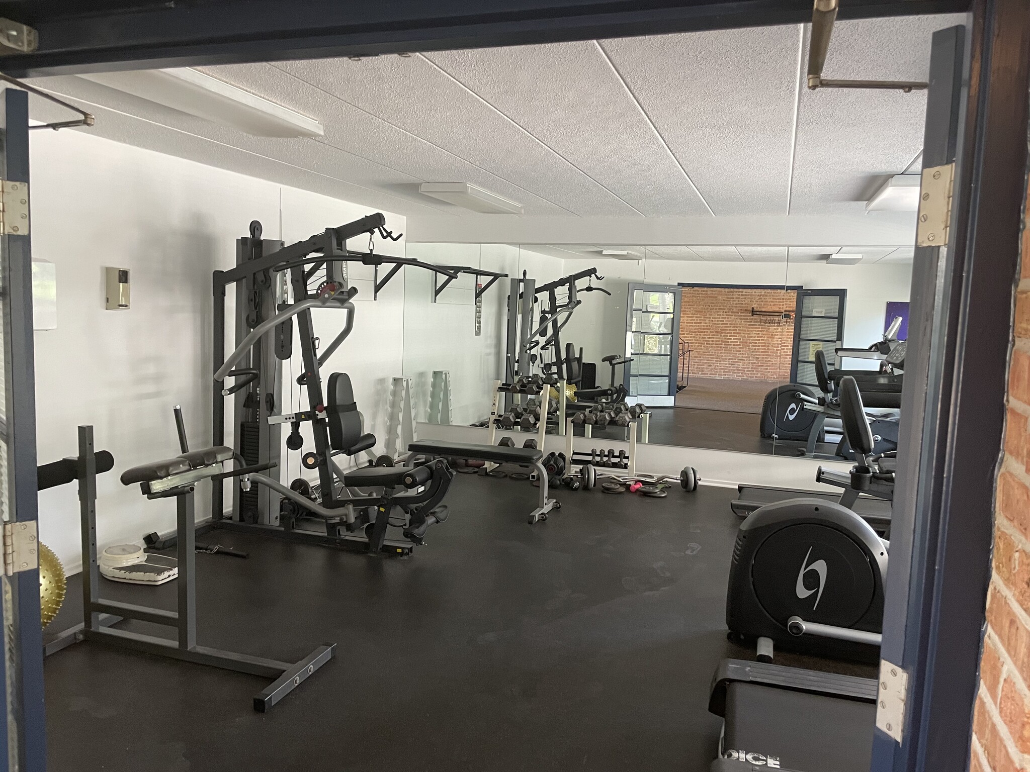 Exercise Room in Community Building - 2118 Pauline Blvd