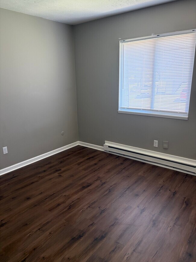 Building Photo - 1516 Avery St