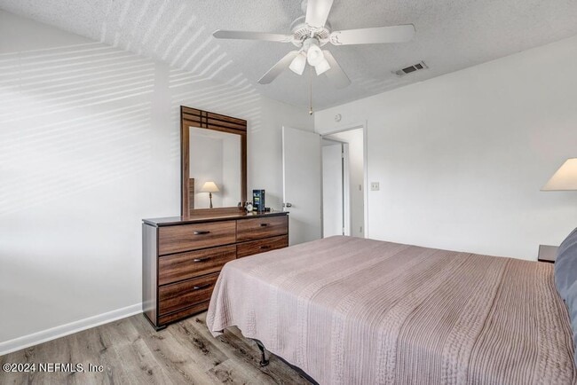 Building Photo - 695-A1A A1A N