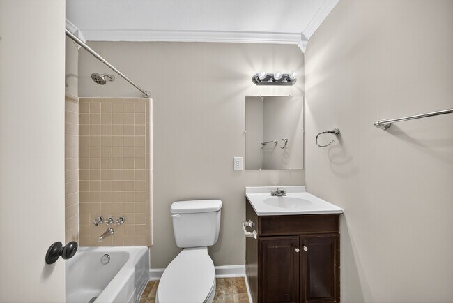 Building Photo - 2327 Mura Dr