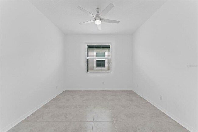 Building Photo - 32034 Sapna Chime Dr