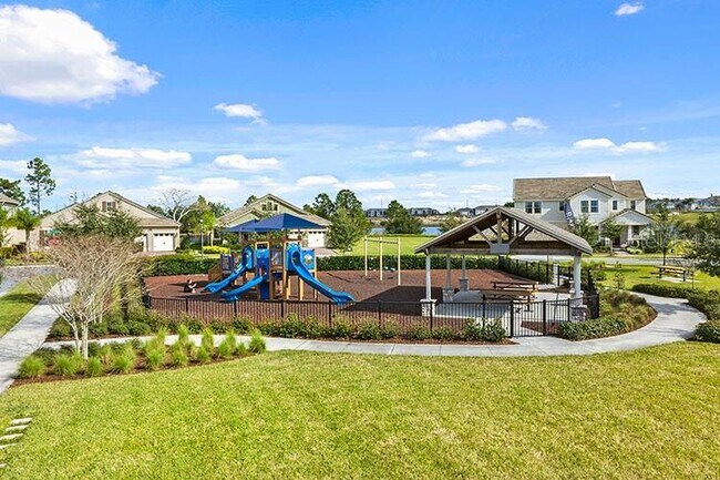 Building Photo - 17109 Water Spring Blvd