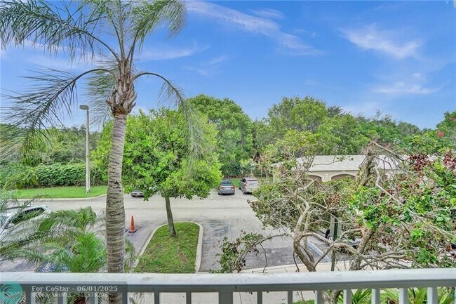 Building Photo - 5041 Wiles Rd