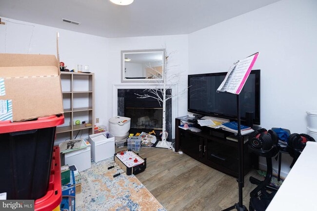 Building Photo - 14703 Prairie Landing Way