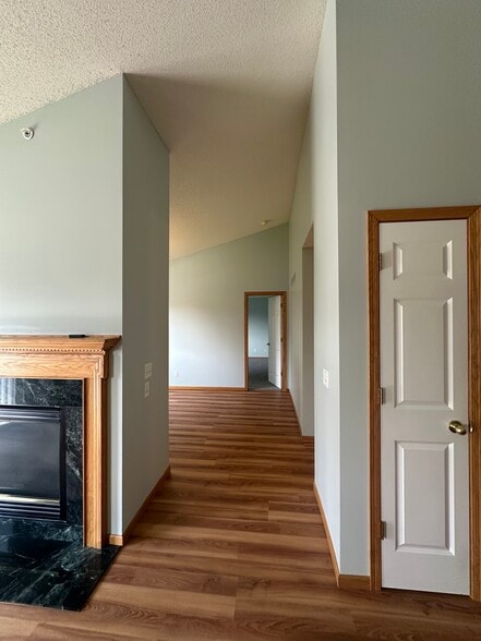 Building Photo - 1209 Timber Way