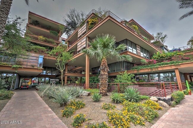 Building Photo - 7167 E Rancho Vista Dr