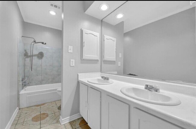 Building Photo - 11807 Stroud Dr