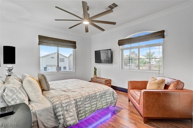 Building Photo - 9593 Los Cotos Ct