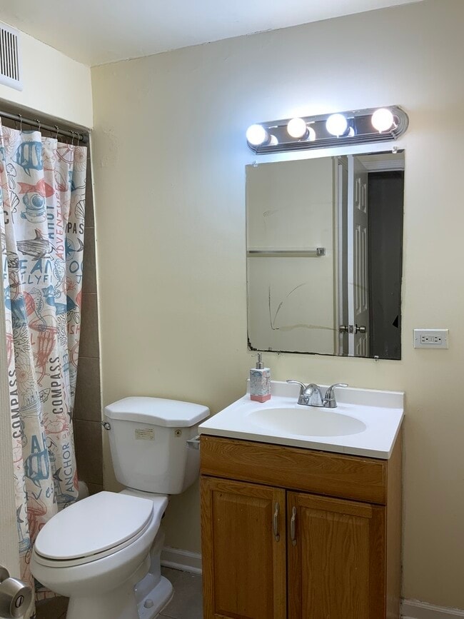 Building Photo - 3737 N Harlem Ave