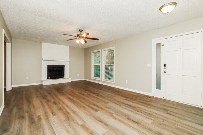 Building Photo - 1013 Summer Pl NW