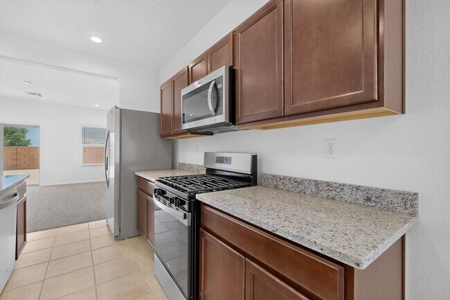Building Photo - 280 Prism Ave SW