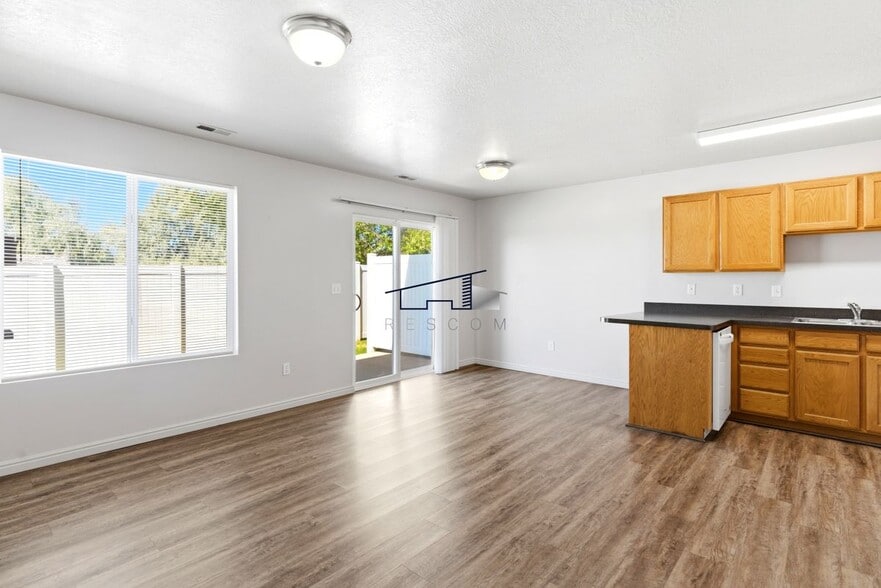Building Photo - 2846 W 3965 S