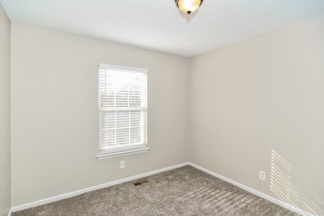 Building Photo - 125 Cartwright Pkwy