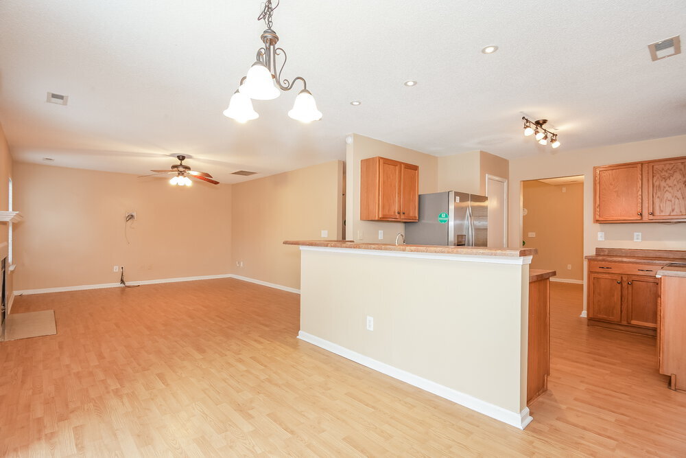 Building Photo - 9353 White Aspen Pl