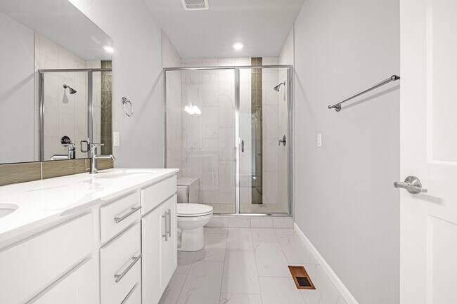 Building Photo - Brand New Luxury Townhome with Unparalleled Pikes Peak & Front Range Views
