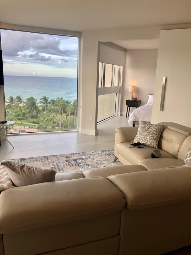 Building Photo - 7330 Ocean Terrace