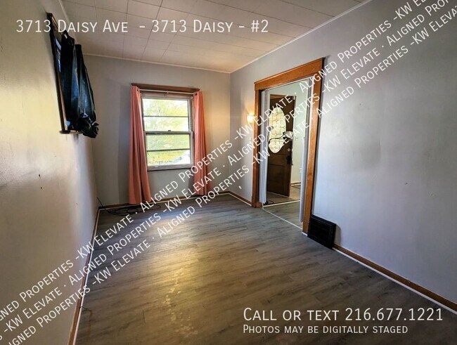 Building Photo - 3713 Daisy Ave