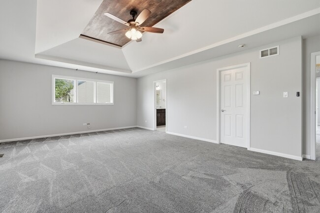 Building Photo - 14031 Preston Dr