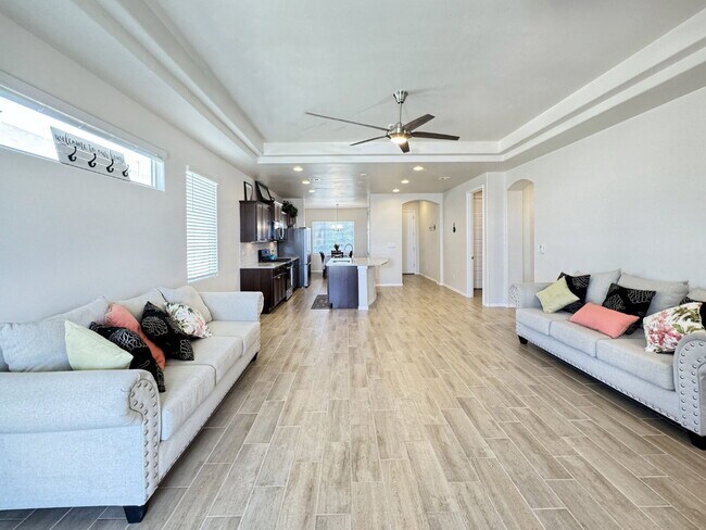 Building Photo - Almost New (2025) Home in Central Rio Rancho!